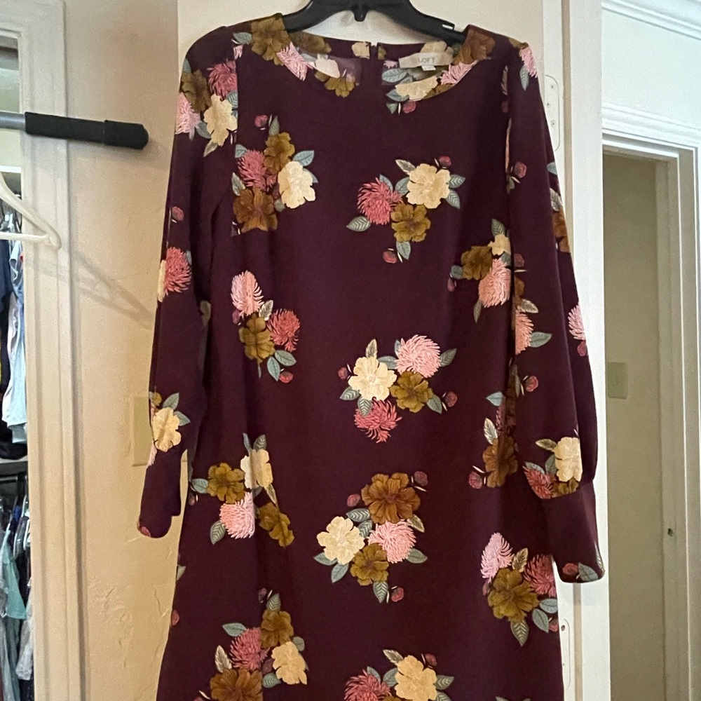 LOFT - Maroon Floral Long Sleeve Dress - Size 8